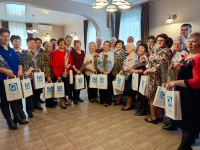 В Рязановском поздравили Совет ветеранов с наступающим праздником 8 Марта